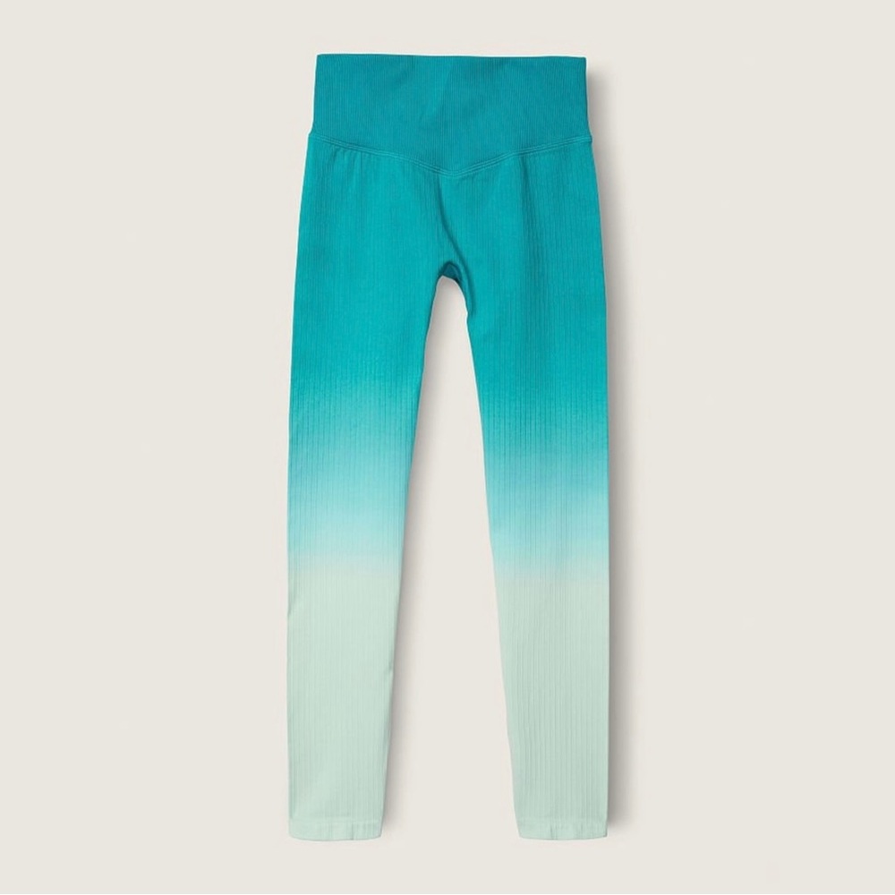 VICTORIA’S SECRET PINK Legging.